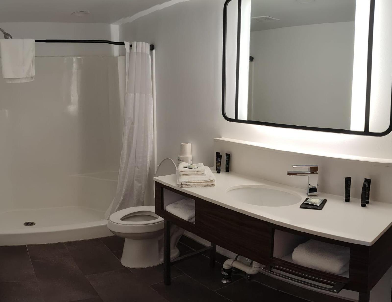 Penn Lodge Hotel&Suites Philadelphia - Bensalem Extérieur photo